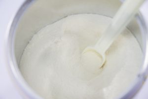 成分で選ぶ？それとも価格重視？粉ミルク５種類を比較！【新生児向け】